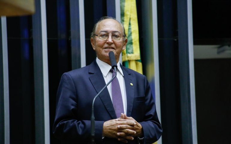 Projeto proíbe quem invadir terras de ser beneficiário da reforma agrária