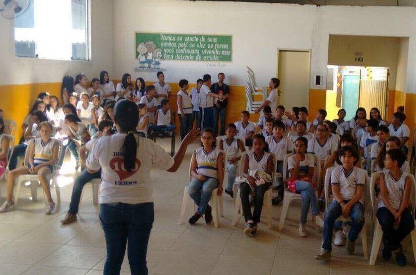 Creas de Atalaia promove palestras contra a exploração sexual