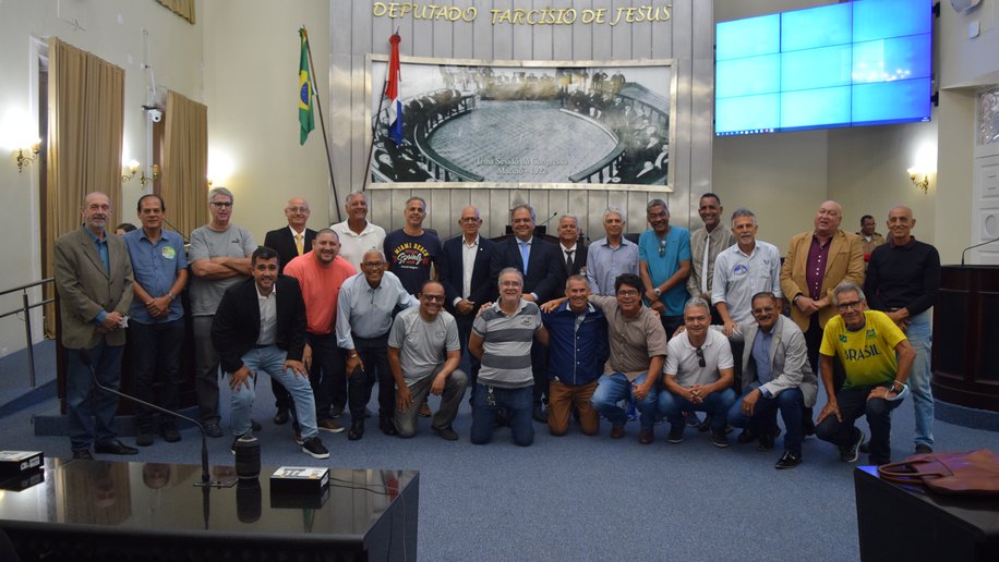 Ex-atletas recebem homenagem na Assembleia Legislativa