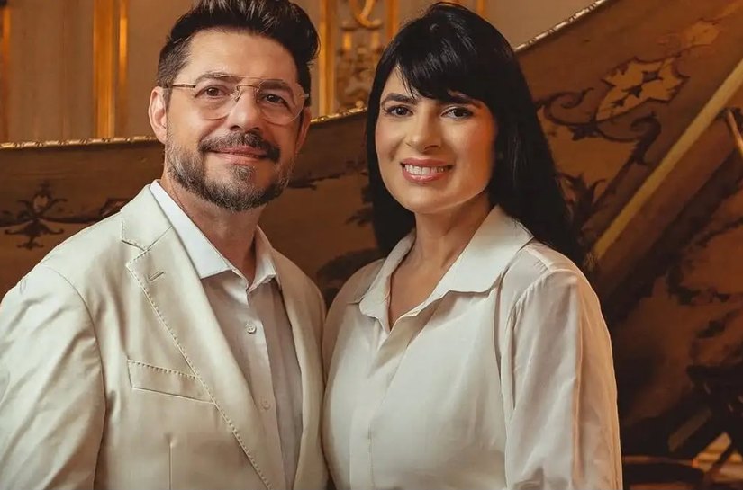 Maceió recebe show “Mais que Romântico” com Fernanda Brum e Novo Som