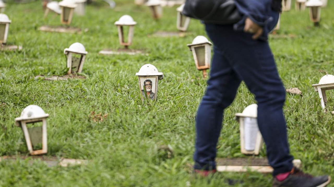 Brasileiros não resgatam de R$ 10 mil a R$ 50 mil de parentes mortos