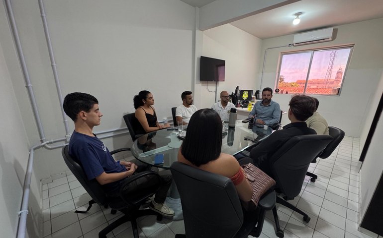 Estudantes desenvolvem cartilha para orientar população sobre isolamento e preservação de local de crime