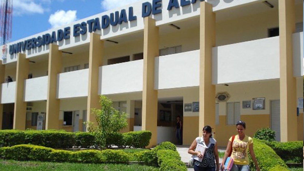 Educação e Uneal debatem oferta de especializações em todo Estado
