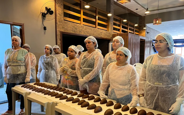 Assistência Social de Santana do Mundaú oferta tradicional curso de Ovos de Páscoa