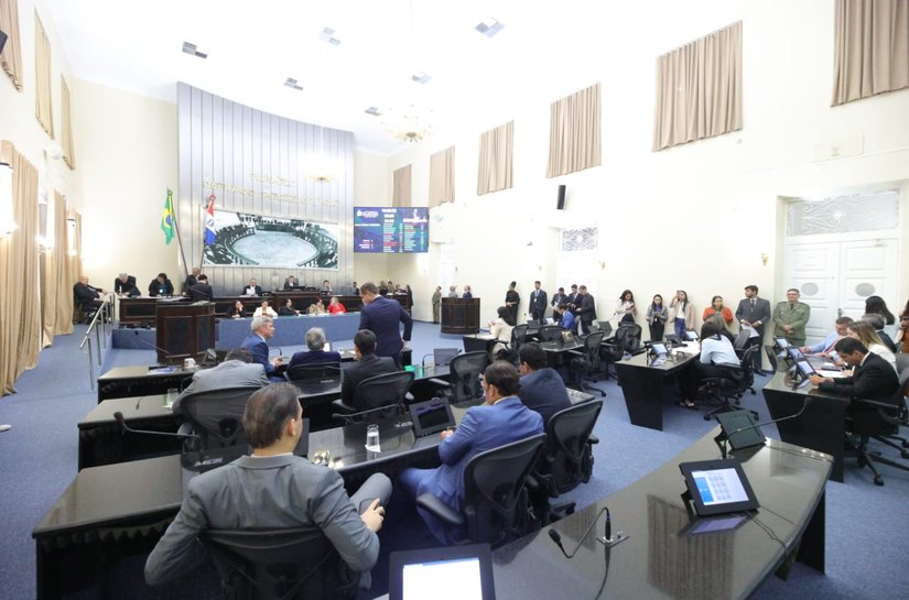 Parlamentares da ALE mantêm veto parcial em projeto de marcação de consultas por aplicativo