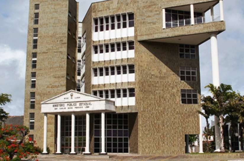 MPE  disciplina horário de festejos juninos na cidade de Coqueiro Seco