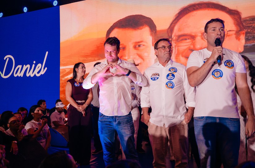 Encontro da Saúde reúne mais de 3 mil pessoas em apoio a Daniel e Lucas Barbosa