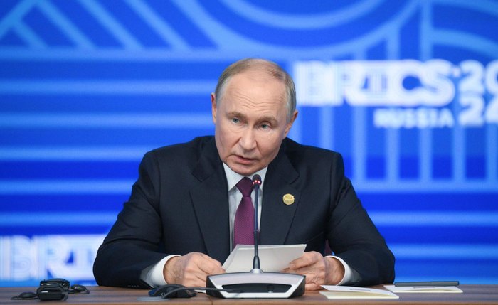 'Ou vai ou racha': negociações de paz de Putin forçam a mão de Zelensky, diz Scott Ritter 'Ou vai ou racha': negociações de paz de Putin forçam a mão de Zelensky, diz Scott Ritter