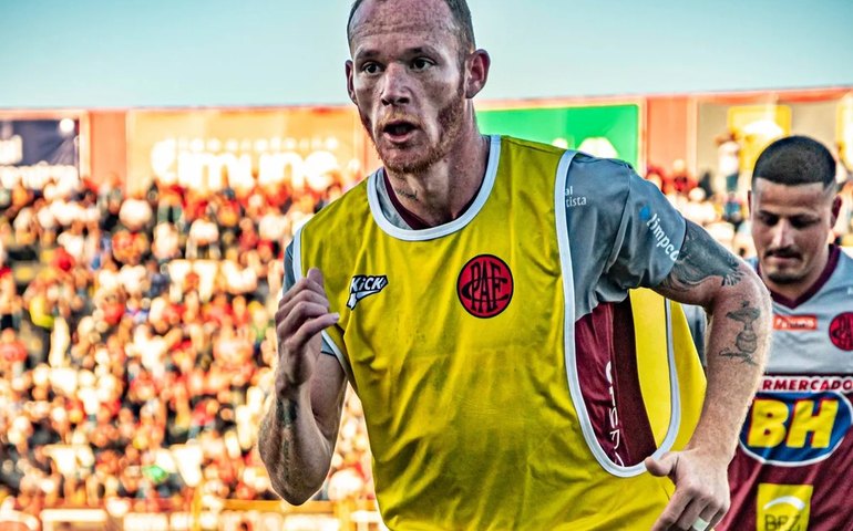 Foguinho retorna para a lateral esquerda do ASA