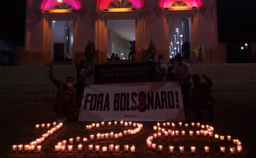 Em Palmeira no &#8220;Fora Bolsonaro&#8221; ato simbólico homenageia vítimas da Covid-19