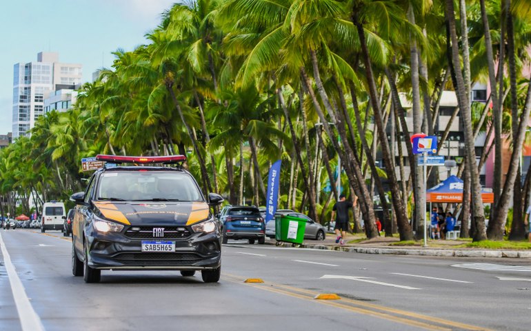 SMTT analisa possibilidade de sentido único no trânsito da orla marítima