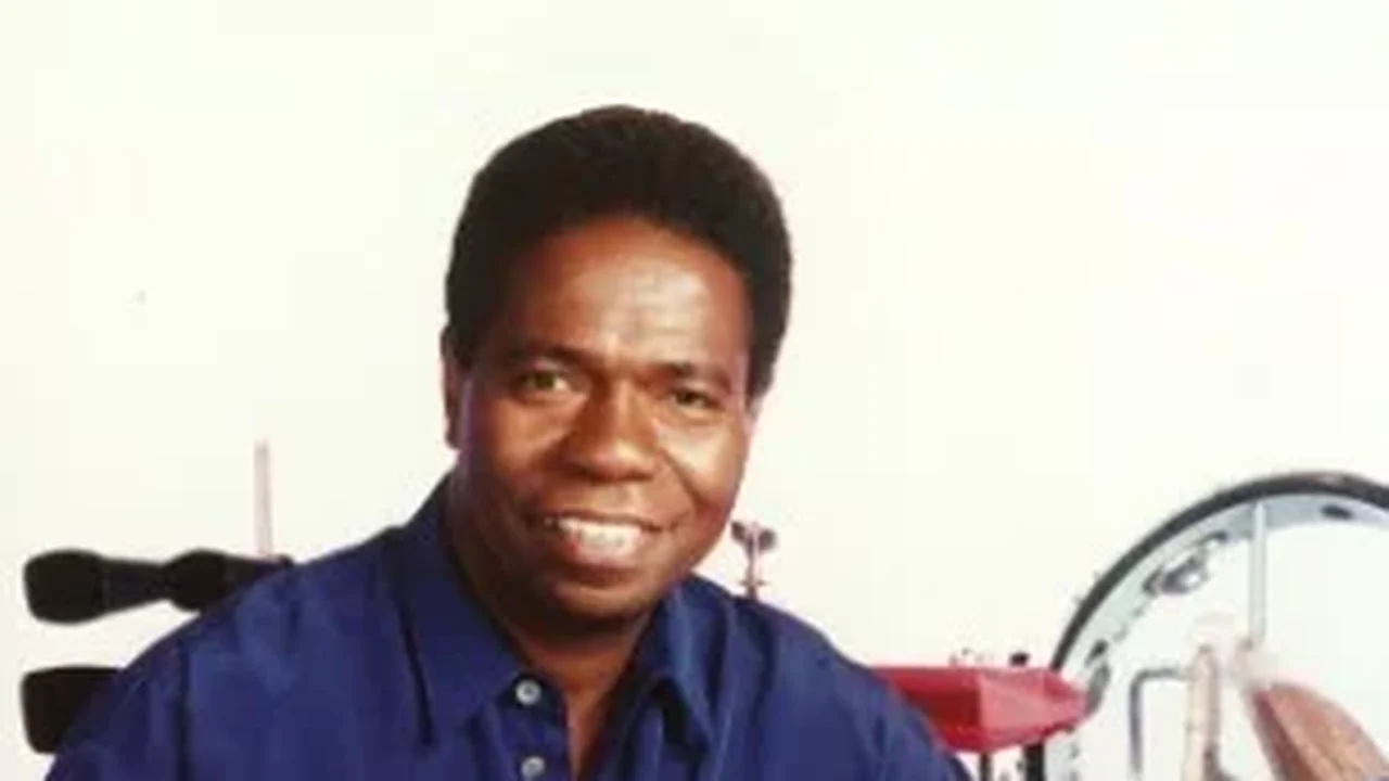 Conheça músico brasileiro que Michael Jackson considerava 'o maior percussionista do mundo' e vai ganhar estrela na calçada da fama