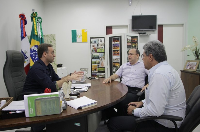 Yale anuncia antecipação do pagamento da folha em Arapiraca