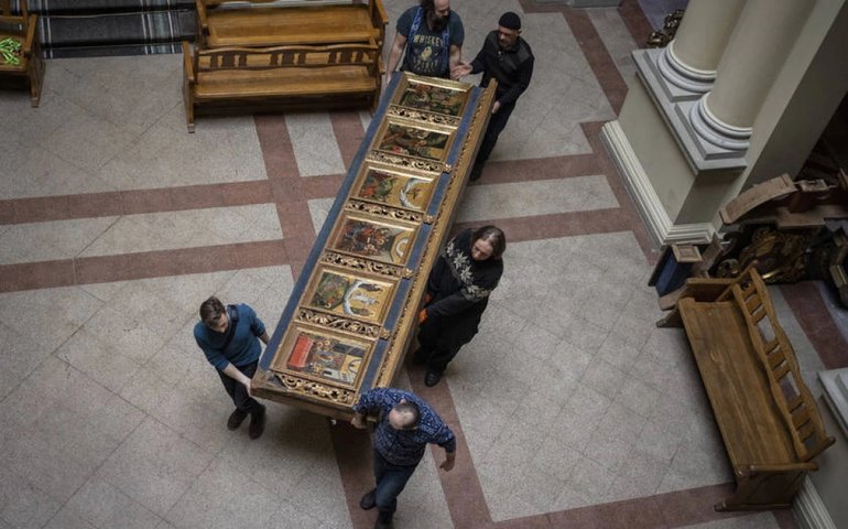 Maior museu da Ucrânia corre para proteger acervo durante guerra