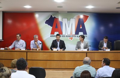 Primeira reunião de 2018 na AMA discute Educação	