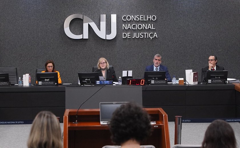 CNJ organiza mutirão para revisar prisões por porte de maconha após STF definir limite de 40g