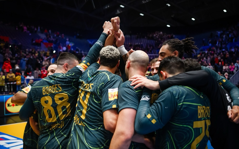 Brasil bate a Espanha pela 1ª vez e embala para duelo com a Dinamarca no Mundial de Handebol
