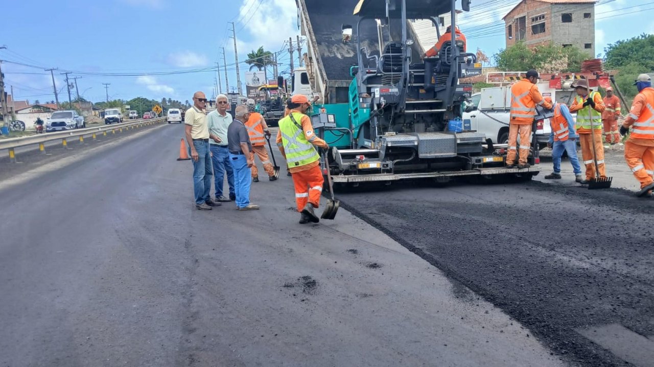 Rodovia AL 101-Sul está com asfalto renovado para garantir mais segurança aos condutores no Carnaval
