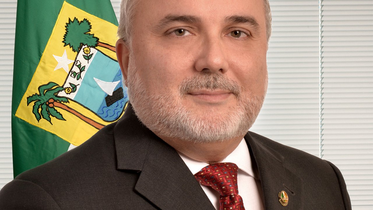 Após reunião com Guedes e Pacheco, Prates confirma votação de PLs de combustíveis