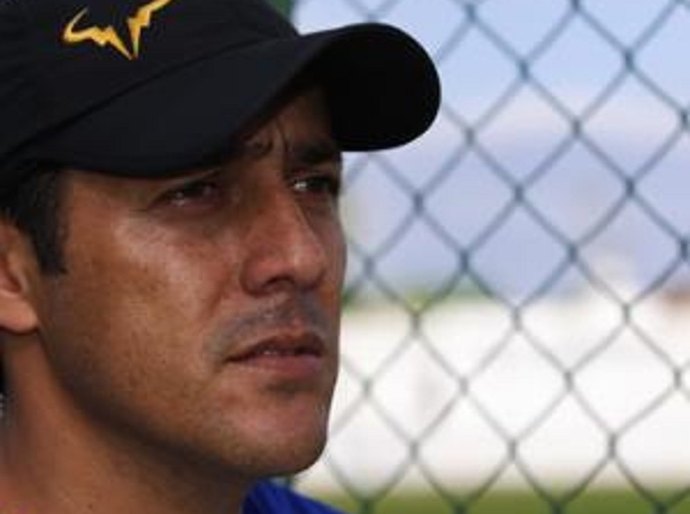 Diretoria alvinegra anuncia a contratação do treinador Maurílio Silva