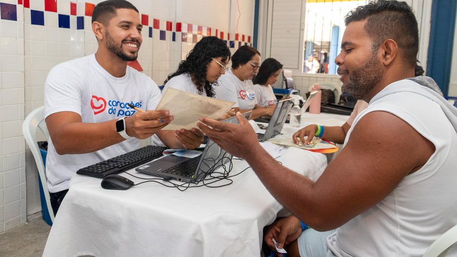 Corações da Paz nas Escolas encerra 2025 com mais de 16 mil atendimentos à população
