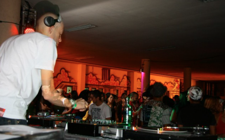 Substation: música eletrônica embala Festa de Natal, no Jaraguá
