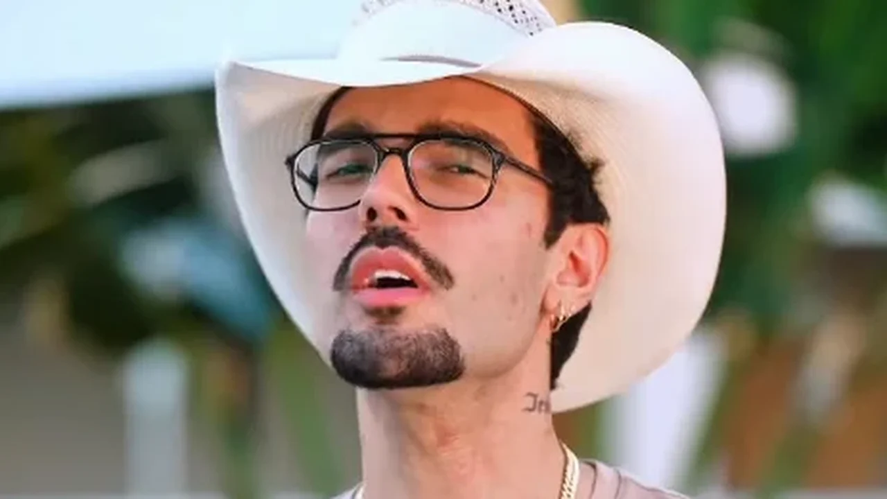 Luan Pereira adquire mansão espelhada no Paraná e planeja decoração country