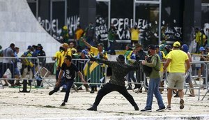 Polícia Federal deflagra operação para prender participantes de atos de vandalismo em Brasília / Foto: Foto: Marcelo Camargo/Agência Brasil