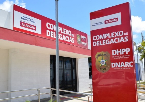 Homem assassinado a tiros na Pajuçara respondia por roubo e tráfico de drogas, diz Polícia Civil