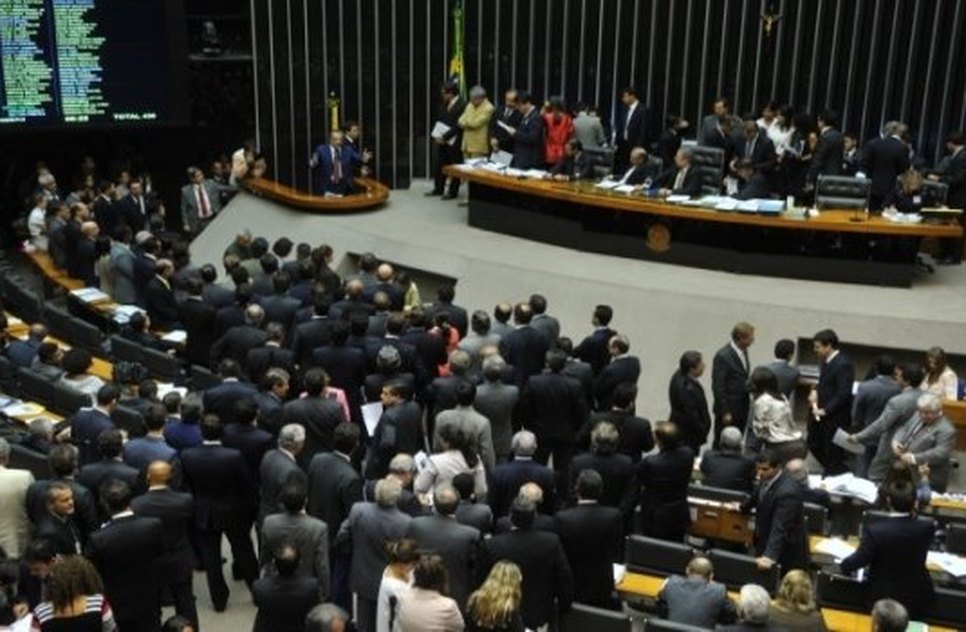 camarasaofelipe517650088536a7a56649103.36406472.jpg