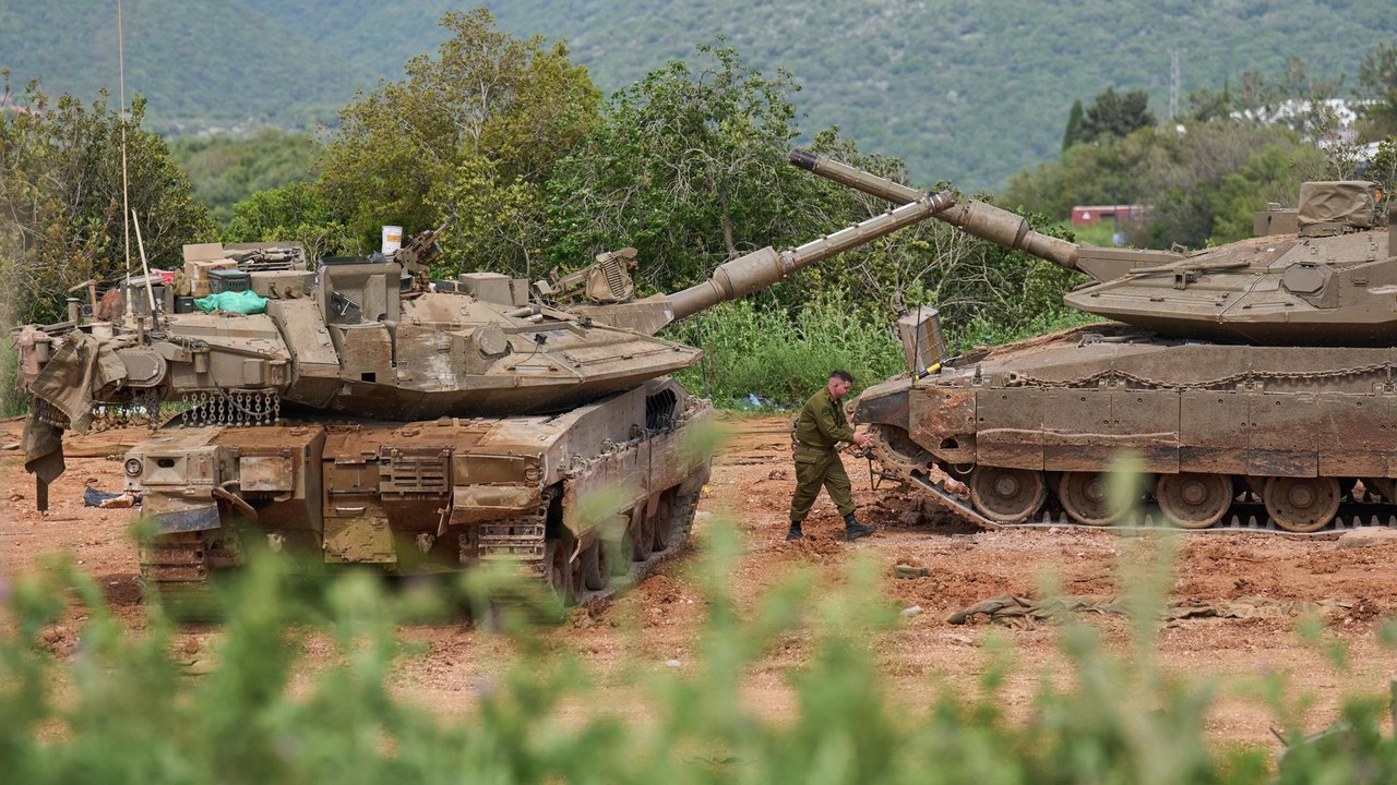 Israel intensifica bombardeios e operações terrestres no sul do Líbano