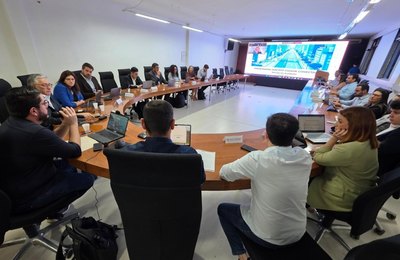 Prefeitura de Maceió apresenta programa de transformação digital ao CAF