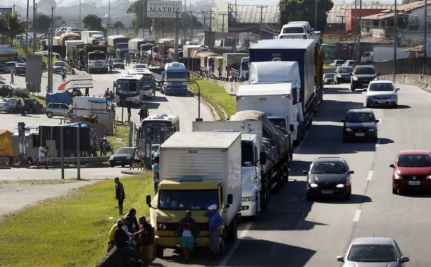 Benefício para caminhoneiros começa a ser pago em 9 de agosto