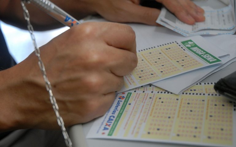 Mega-Sena sorteia nesta terça-feira prêmio acumulado em R$ 43 milhões