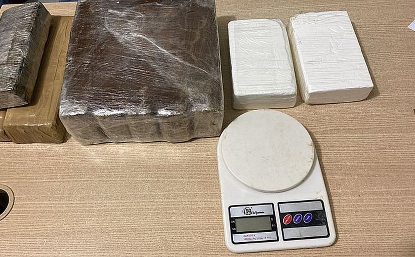 10 kg de maconha e cocaína e documento falso é encontrado em Alagoas