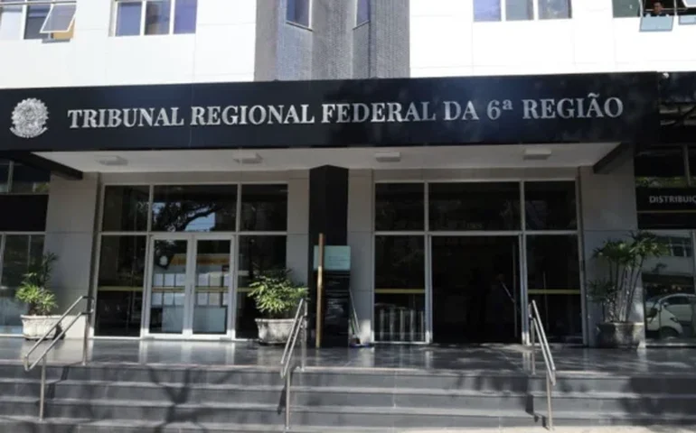 Justiça condena médico por divulgar que mamografia causa câncer de mama