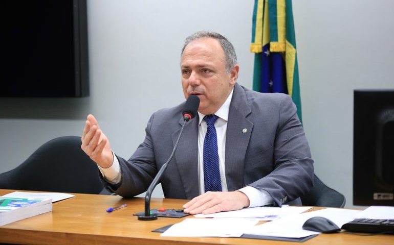 Comissão aprova incineração de drogas em até 48 horas sem aval judicial
