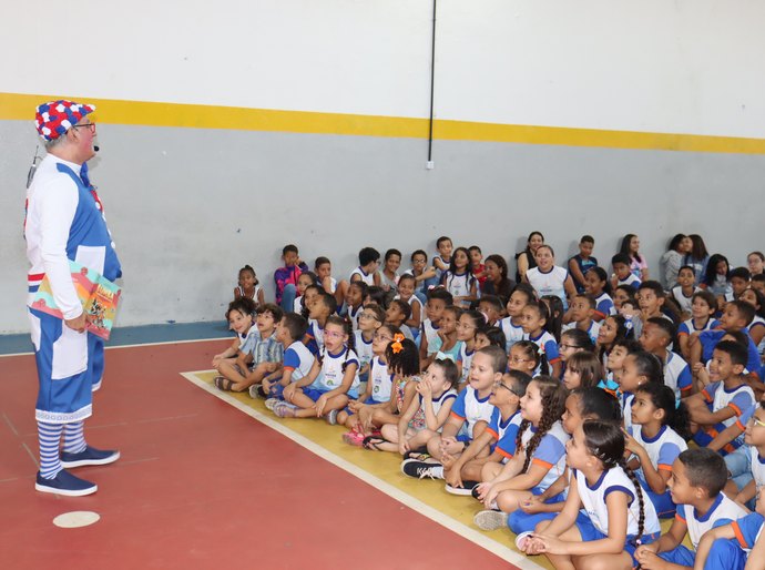 Pré-jornada Sesc de Literatura antecipa encontros literários em escolas públicas de Maceió