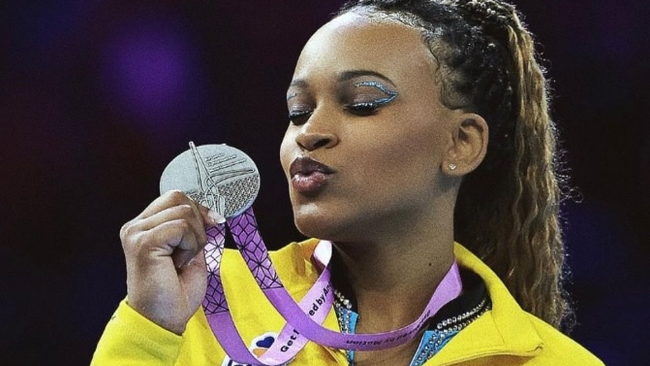 Rebeca Andrade conquista mais um ouro no Pan, agora na trave