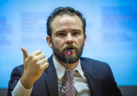 Meta vai ser cumprida em tudo o que depender do governo, garante secretário da Fazenda