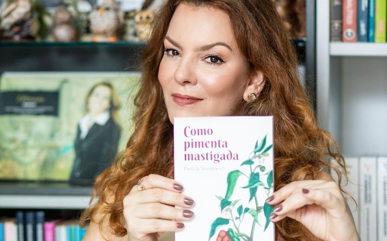 'Como Pimenta Mastigada': psicóloga Patrícia Stankowich lança seu primeiro livro de poesias