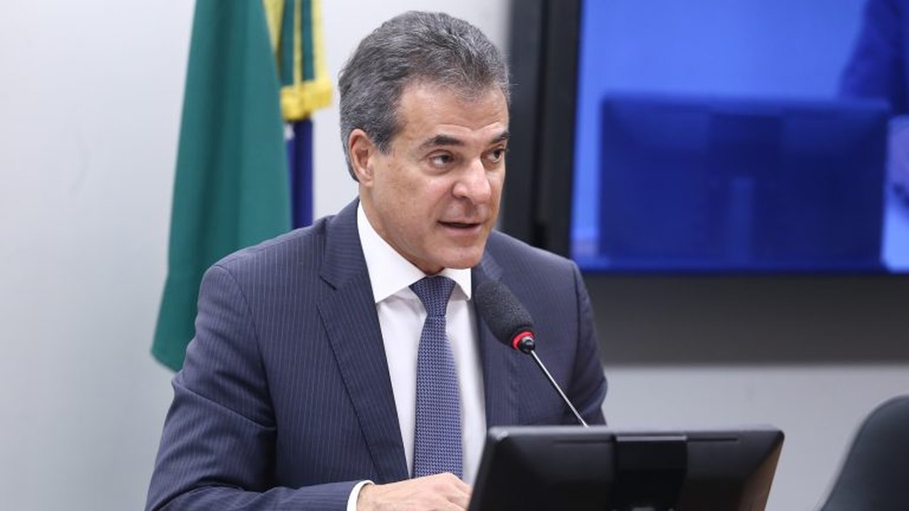 Comissão aprova projeto que acelera desconto de máquinas novas nos impostos