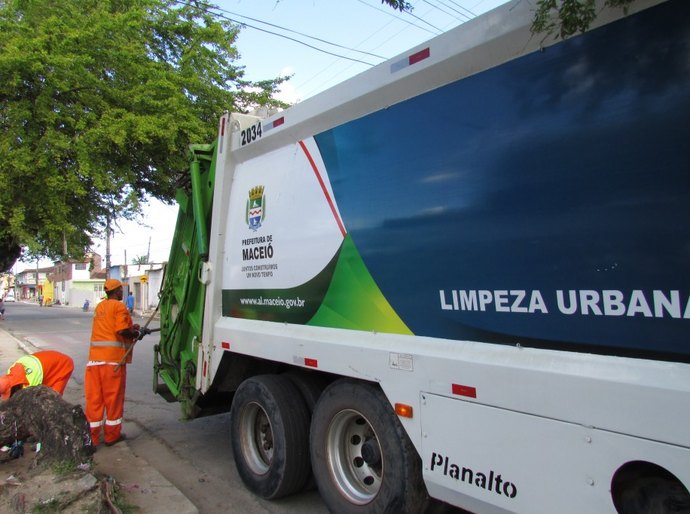 Lixo domiciliar: confira os dias de coleta no seu bairro
