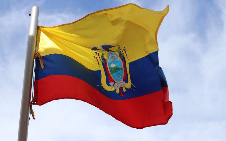 Eleitores do Equador votam contra projeto petrolífero em área da Amazônia