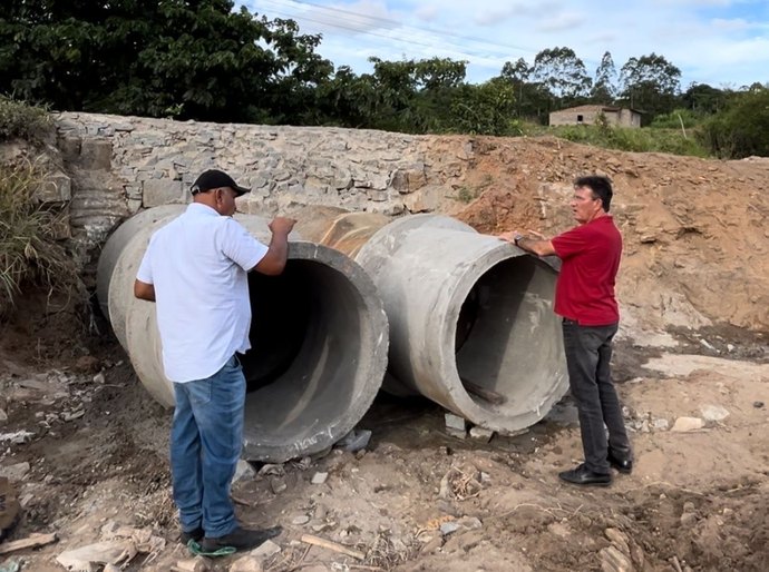 Prefeitura de Branquinha recupera ponte de acesso ao Assentamento Sapucaia