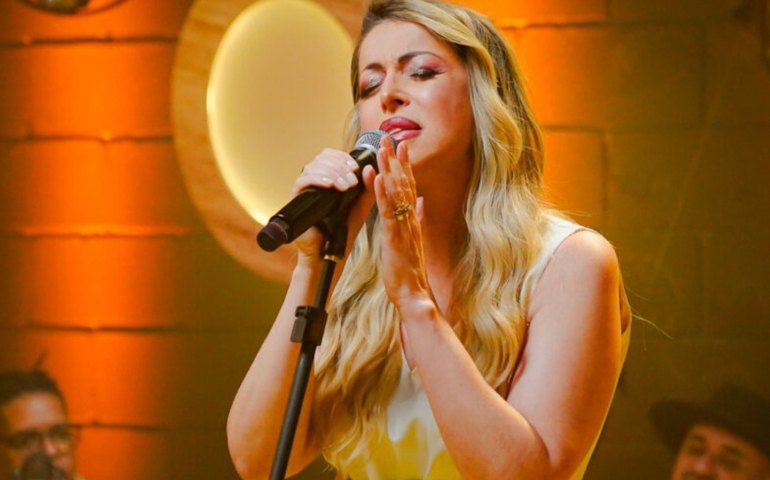 Romaria de Frei Damião começa nesta sexta (7) em Canafístula com missas, adorações e show da cantora Adriana Arydes