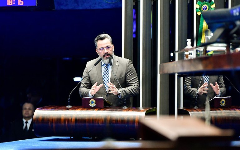 Alan Rick critica 'PL das Fake News'