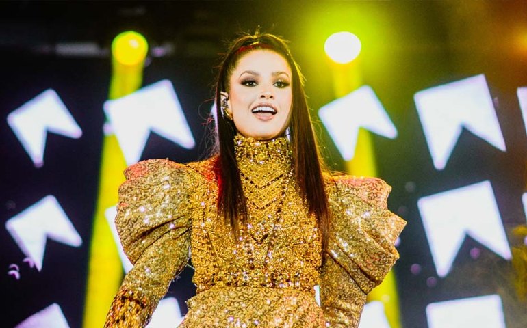 Juliette emociona em show de estreia no São João de Campina Grande