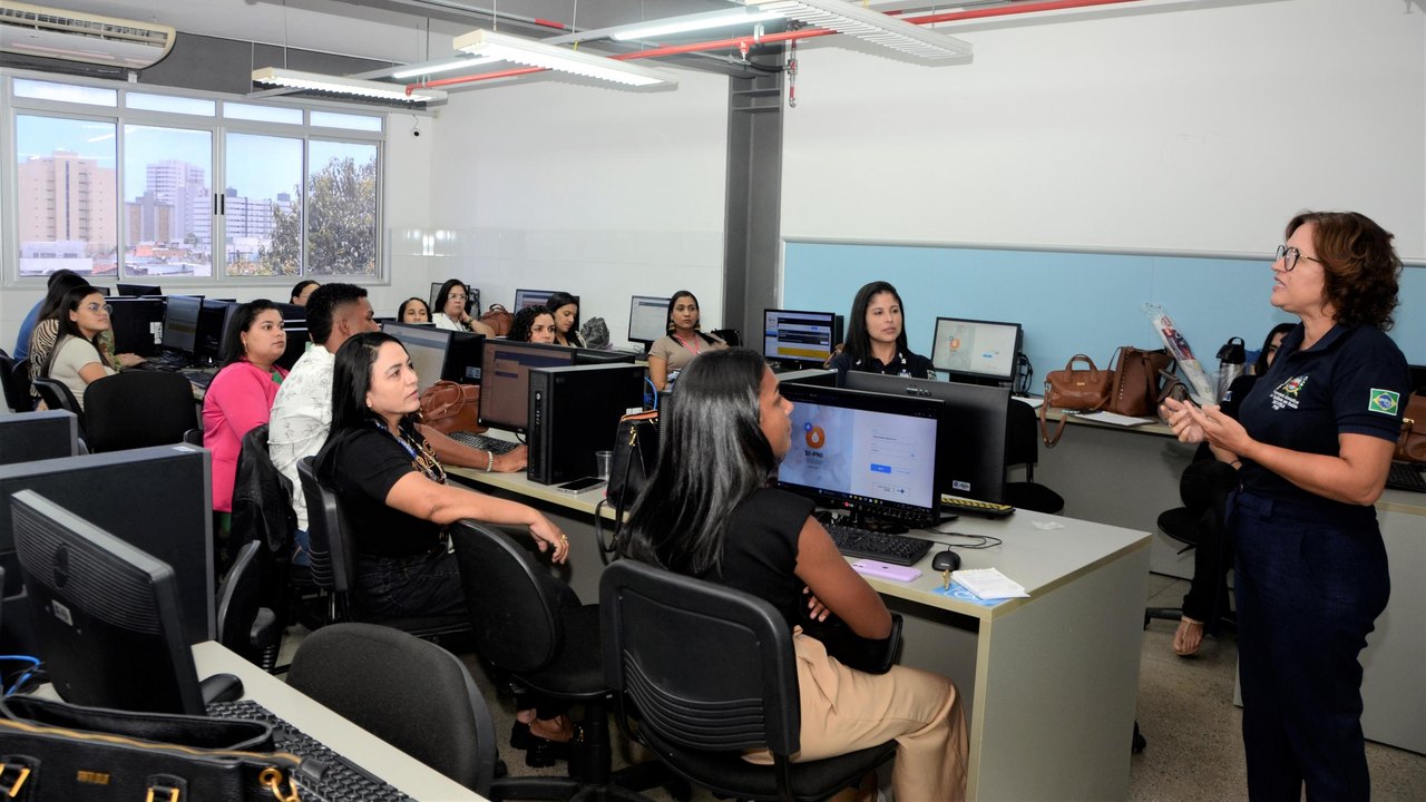 Técnicos da saúde indígena recebem treinamento de atualização do Sistema de Informação do PNI