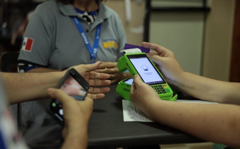 Sefaz retém 18 maquininhas de cartão de crédito irregulares em Maceió